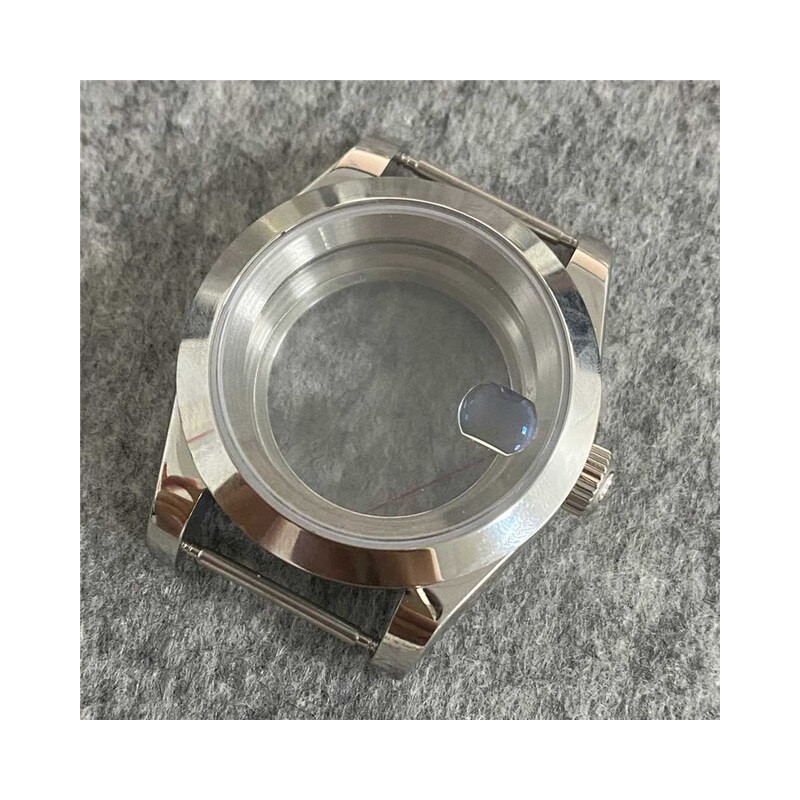 fond de boîtier métal et verre saphir
